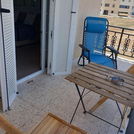Apartamento Vasilis House Dromolaxia Exterior foto