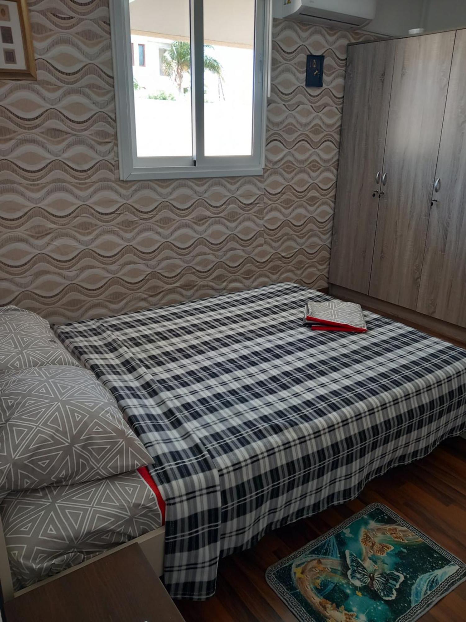 Apartamento Vasilis House Dromolaxia Exterior foto